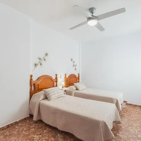 아파트 Seafront By Valcambre 치피오나