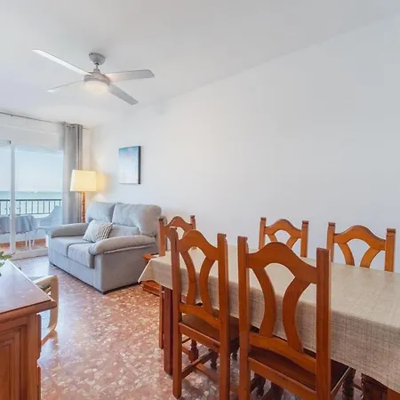 Seafront By Valcambre * 치피오나